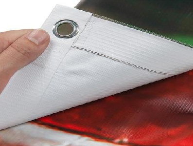  志丹喷绘和刀刮布的工艺区别。